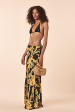 Load image into Gallery viewer, Image 03: Blueman Beach Skirt Musa Mambo
