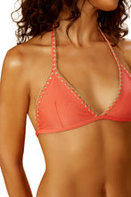 Load image into Gallery viewer, Image 06: Blueman Top Top Salmao Dance
