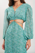 Load image into Gallery viewer, Image 02: Blueman Maxi Dresses Reflexo Long Sleeve Dress
