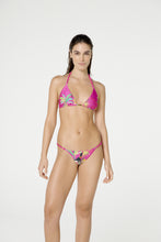 Load image into Gallery viewer, Model Front: Blueman Bottom Bottom Max Ploc Mata
