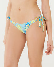 Load image into Gallery viewer, Gallery: Blueman Bottom Bottom Triangle Angel Polen
