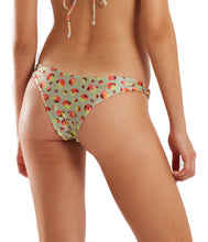 Load image into Gallery viewer, Image 05: Blueman Bottom Bottom Ubatuba Leopardus
