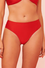 Load image into Gallery viewer, Gallery: Blueman Bottom Bottom Vermelho Canes
