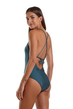 Load image into Gallery viewer, Image 02: Blueman One-Piece Maio Botanico Verde
