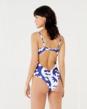 Load image into Gallery viewer, Model Back: Blueman One-Piece Maio Vintage Cerise
