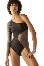 Load image into Gallery viewer, Image 02: Blueman One-Piece Ornamento Caramel Preto
