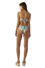 Load image into Gallery viewer, Model Back: Blueman Set Pacifico Levemente
