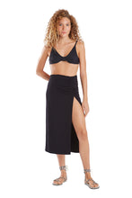 Load image into Gallery viewer, Image 02: Blueman Beach Skirt Saia Mid Franzida Preto
