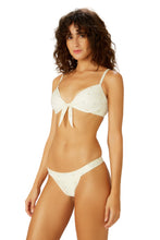 Load image into Gallery viewer, Image 03: Blueman Top Top Branco Bardot
