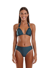 Load image into Gallery viewer, Model Front: Blueman Top Top Caribe Cannes Verde
