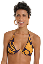 Load image into Gallery viewer, Image 09: Blueman Top Top Fox Bold Leafs

