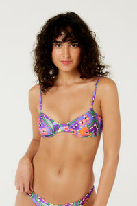 Image 08: Blueman Top Top High Pepe Pepe Apiculae