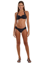 Load image into Gallery viewer, Model Front: Blueman Top Top Ibiza Liso Preto
