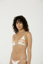 Load image into Gallery viewer, Image 08: Blueman Top Top Inside Triangle Tie Saudacao Ao Sol
