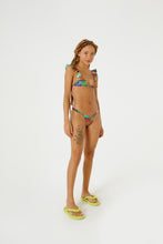 Load image into Gallery viewer, Model Front: Blueman Top Top Super Romance Banana Pop
