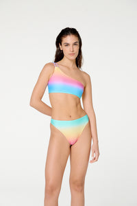 Model Front: Blueman Top Top Ubatuba Rio Degrade Mentos