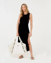 Load image into Gallery viewer, Model Front: Blueman Maxi Dresses Vestido Saida Cropped Liso Preto Mistica
