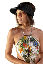 Load image into Gallery viewer, Model Front: Blueman Visor Viseira Fuji Liso Preto
