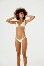 Load image into Gallery viewer, Bottom Malibu Bordado Off White
