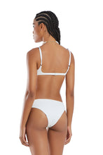 Load image into Gallery viewer, Top Bela Textura Softcell-Off White
