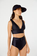 Load image into Gallery viewer, Top Hot Essencial Preto
