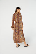 Load image into Gallery viewer, Vestido Midi Manga Vivian Pintada
